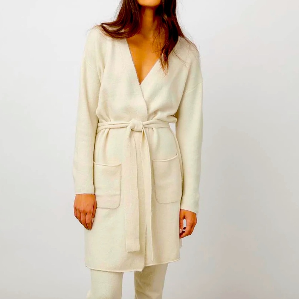 NWT Rails Ansel Robe. Off White, Size S.